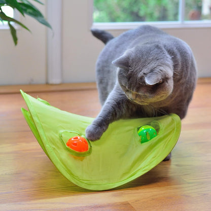 18-Piece Interactive Cat Toy Assortment – Wand, Balls & Bell Toys